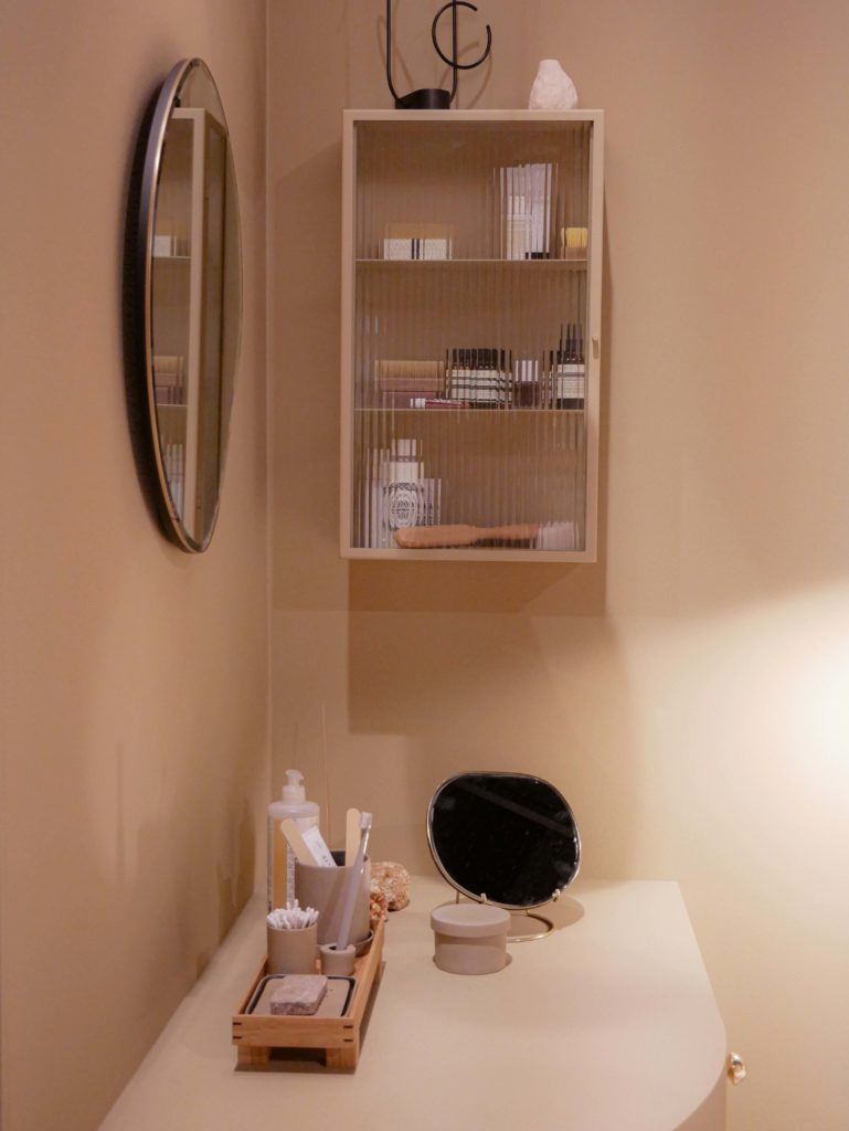 ne pas stocker les médicaments dans la salle de bain