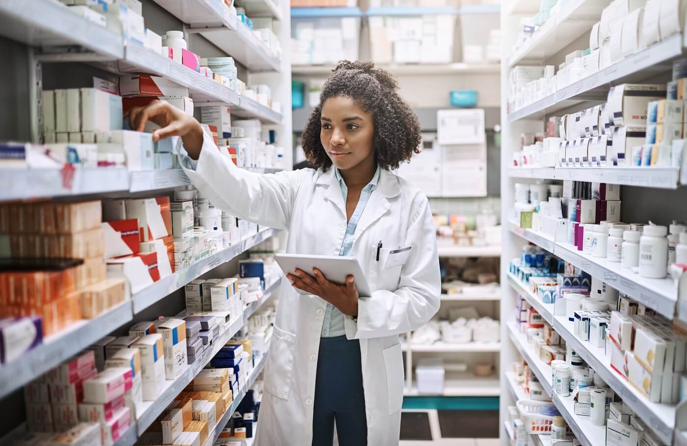 https://www.3ssante.com/wp-content/uploads/2023/01/metier-de-pharmacien-dofficine.jpeg