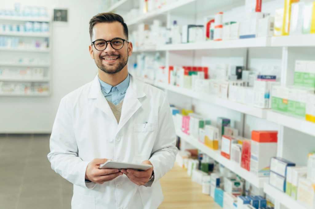 travail de préparateur en pharmacie